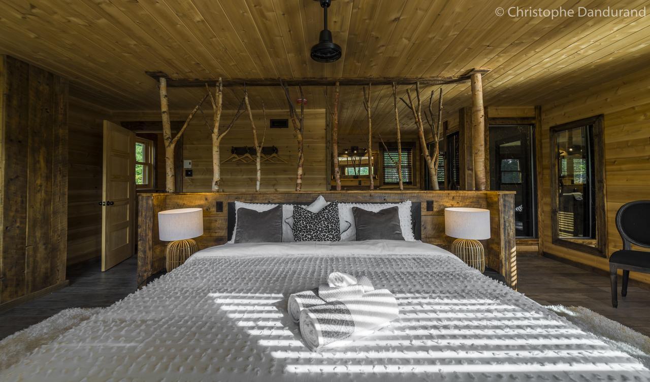 Chalet Tao Par Les Chalets Spa Canada ラ・マルベー エクステリア 写真