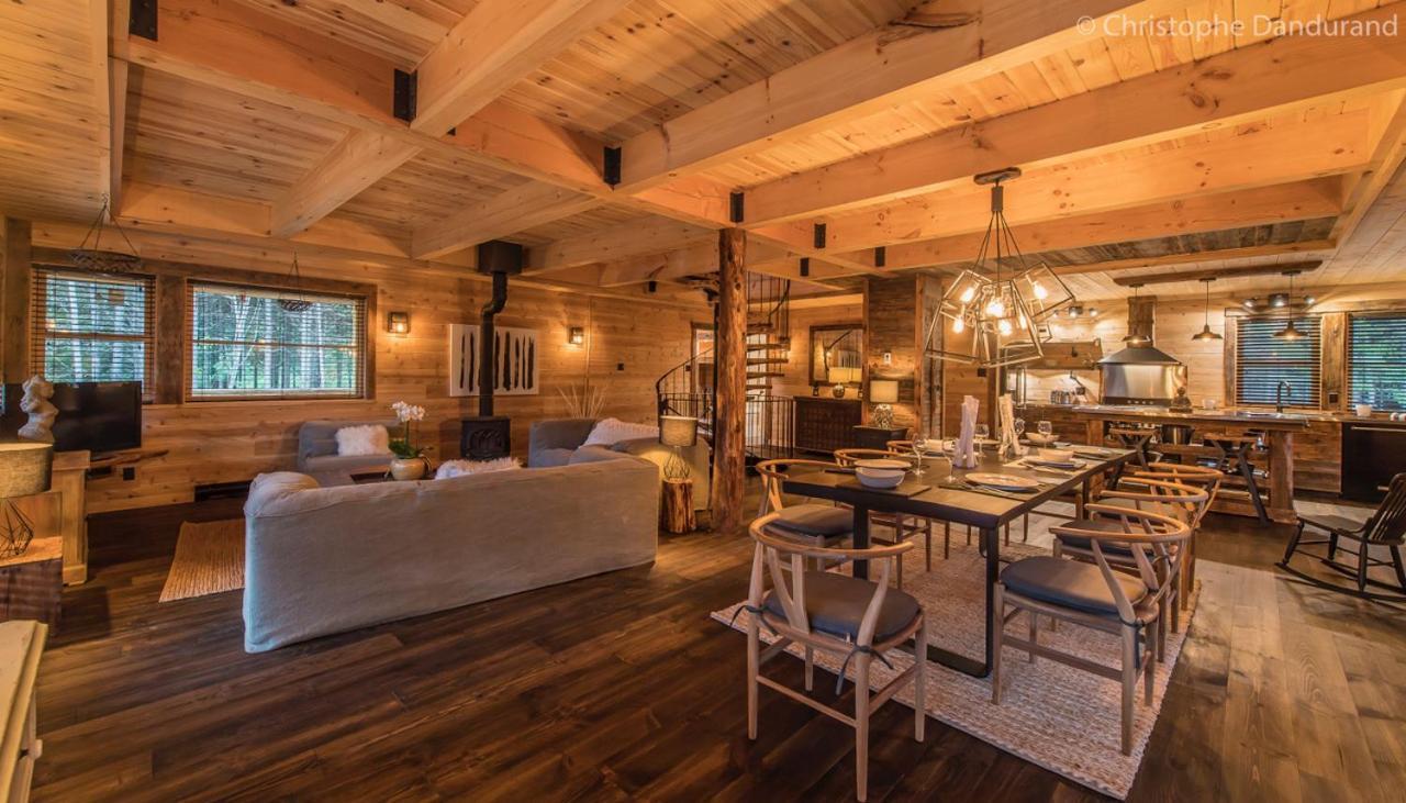 Chalet Tao Par Les Chalets Spa Canada ラ・マルベー エクステリア 写真