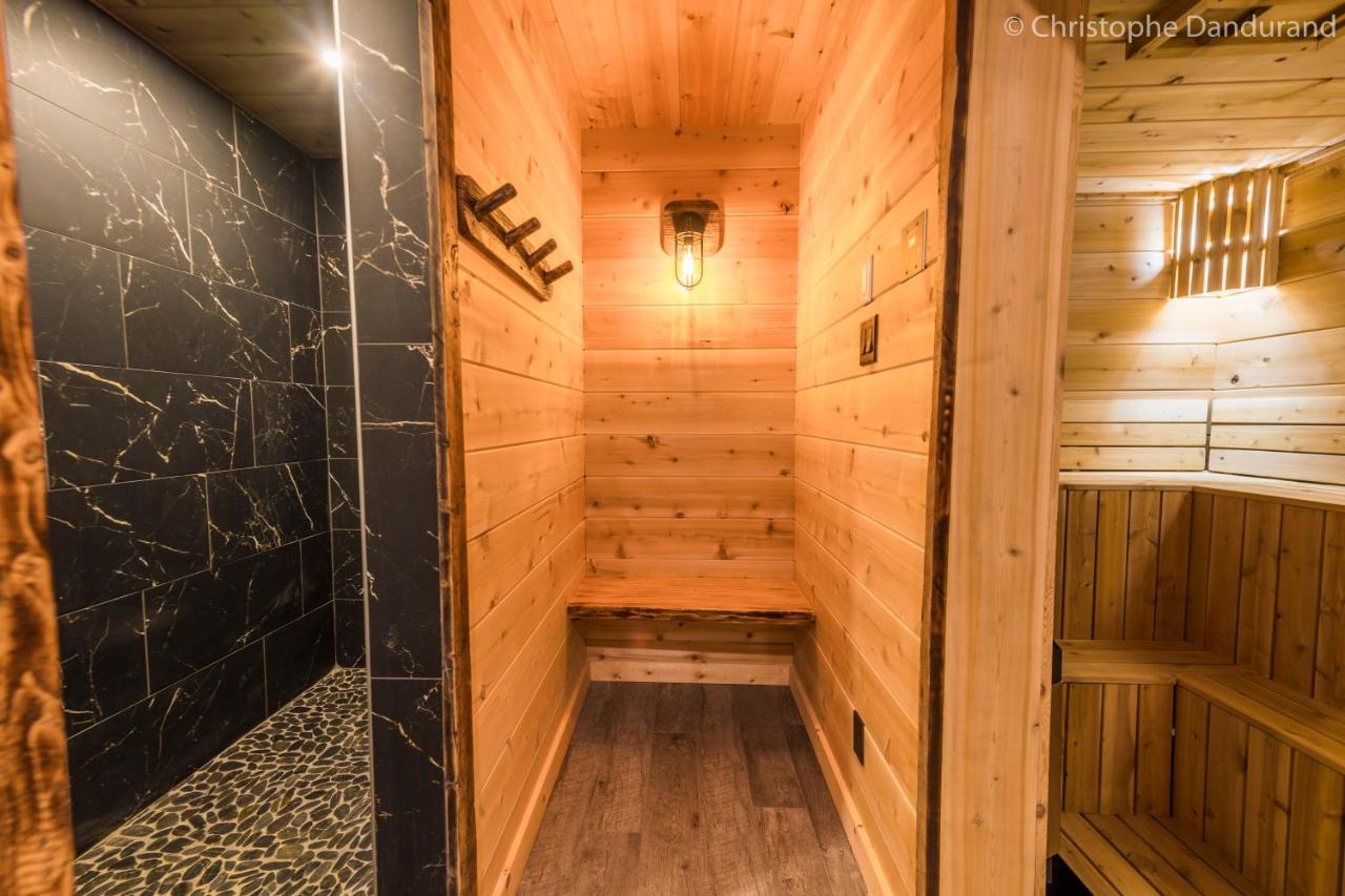 Chalet Tao Par Les Chalets Spa Canada ラ・マルベー エクステリア 写真